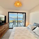 Vue Royal Palm A13 *