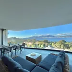 Vue Royal Palm A13 *
